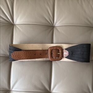 NWT Cole Haan leather Black and Brown Women's Belt size M